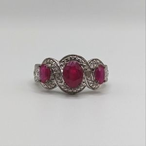 Genuine Niassa Ruby and Diamond Ring